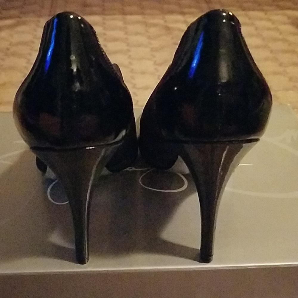 Jessica Simpson Booties - Picture 3 of 4